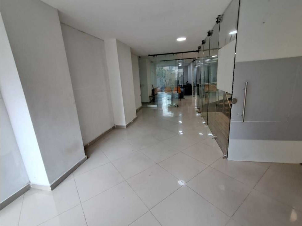 Local comercial Sabaneta sector Aves María IVA INCLUIDO — foto 6