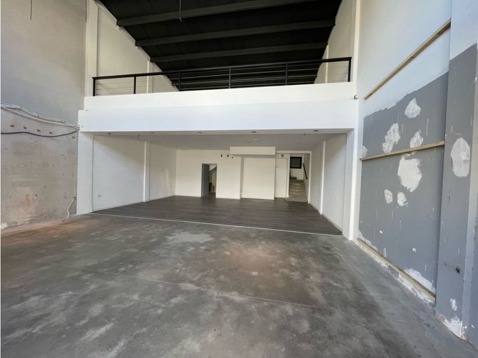 Local comercial sobre Av. Mitre en alquiler - 5
