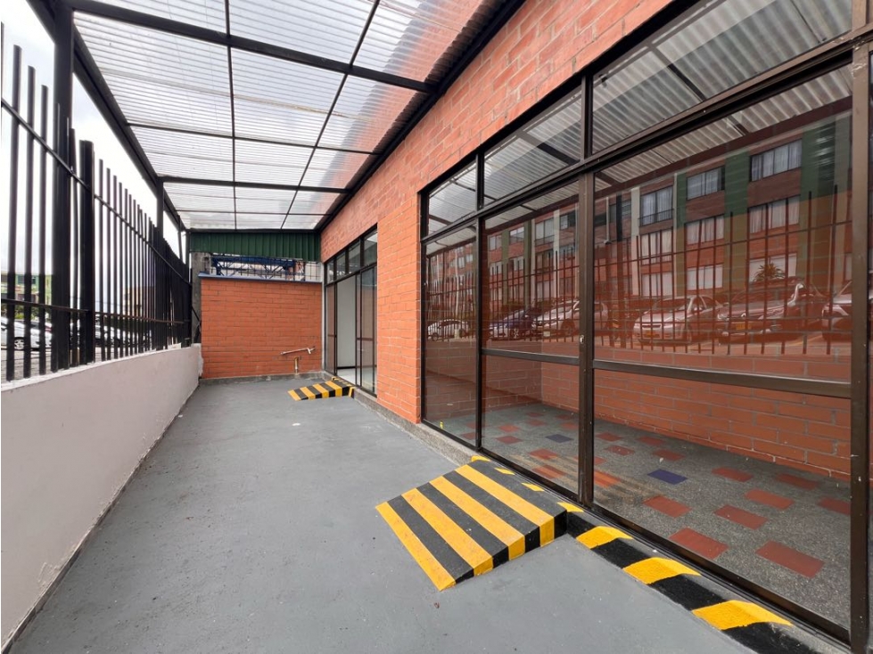 Local Comercial u Oficina Conjunto Cerrado Villapilar Manizales — foto 2