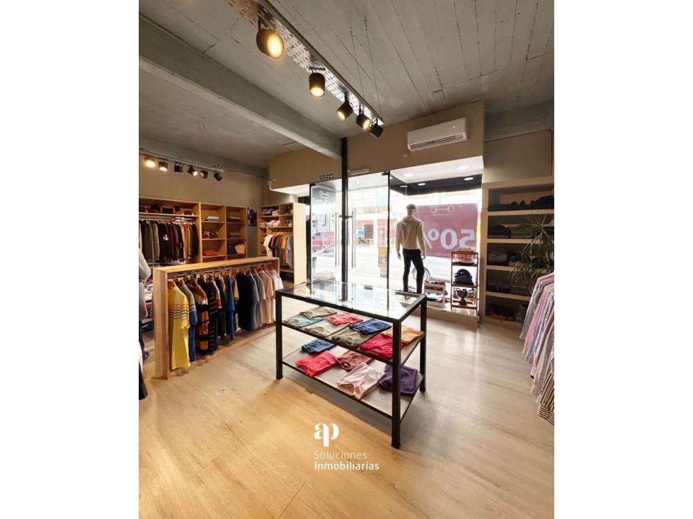 Local comercial y amplio depto en el corazón de Tandil. San Martín 700 - 2