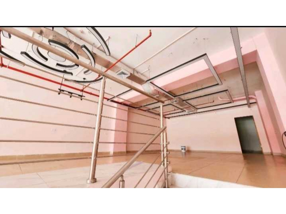 LOCAL COMERCIAL EN EL DORADO CITY CENTER CON MEZZANINE 285M2 — foto 6