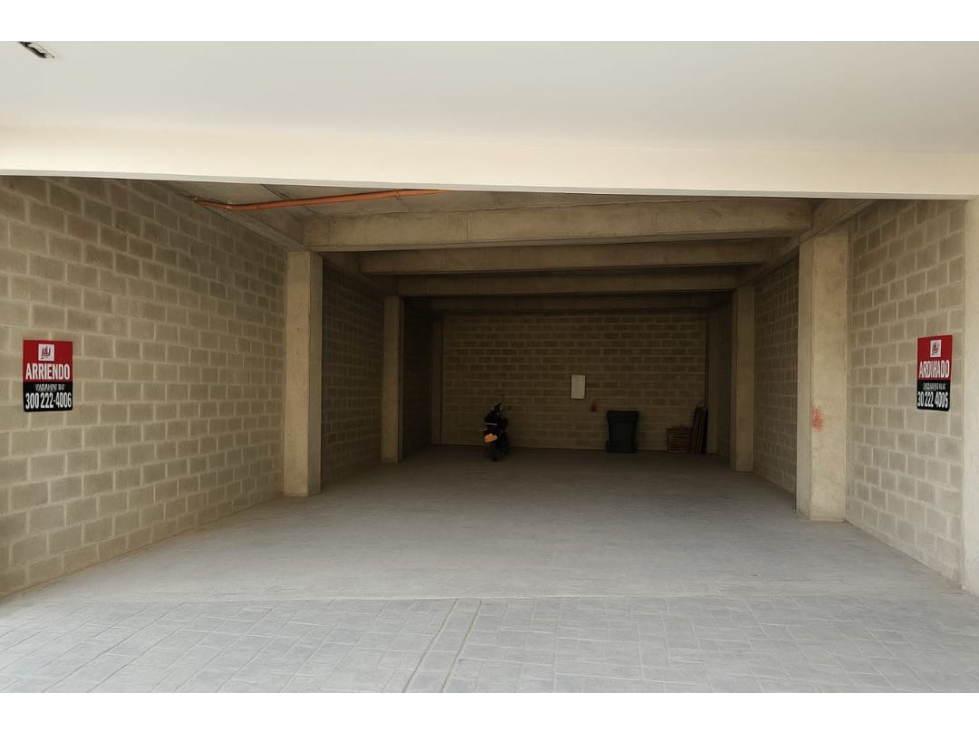 Local de 510M2 en C.C Mi plaza los Robles - 6