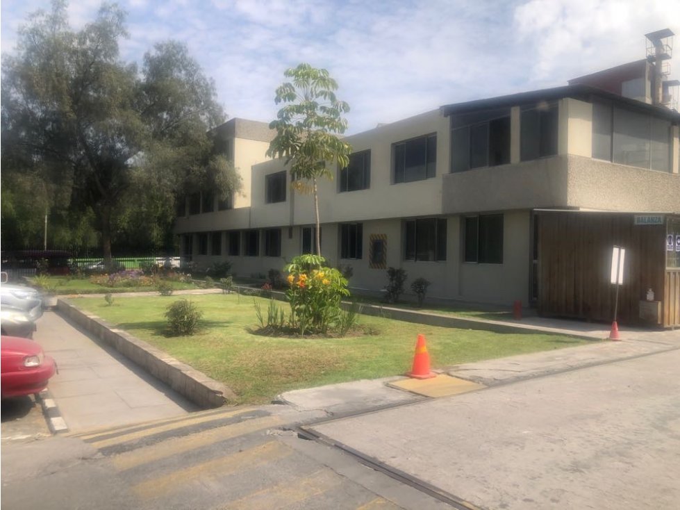 VENTA DE LOCAL COMERCIAL CERCADO AREQUIPA - 6
