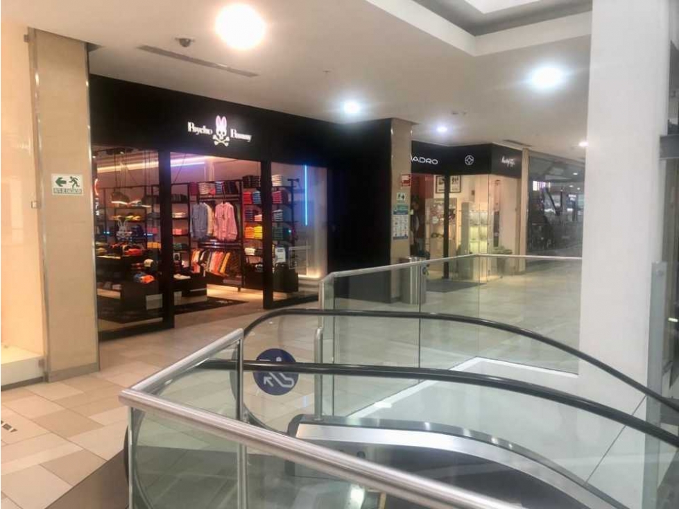 LOCAL DE ATRIO MALL EN VENTA MUY POR DEBAJO DEL AVALUO - 5