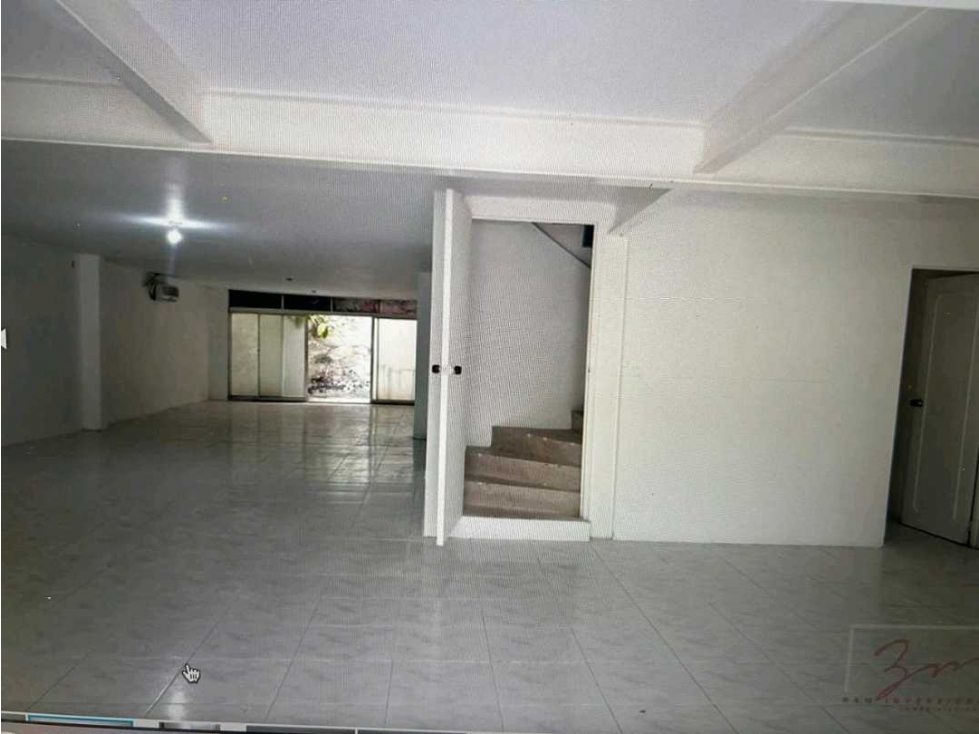 Casa local de dos pisos, en el barrio San Vicente.MHG — foto 5