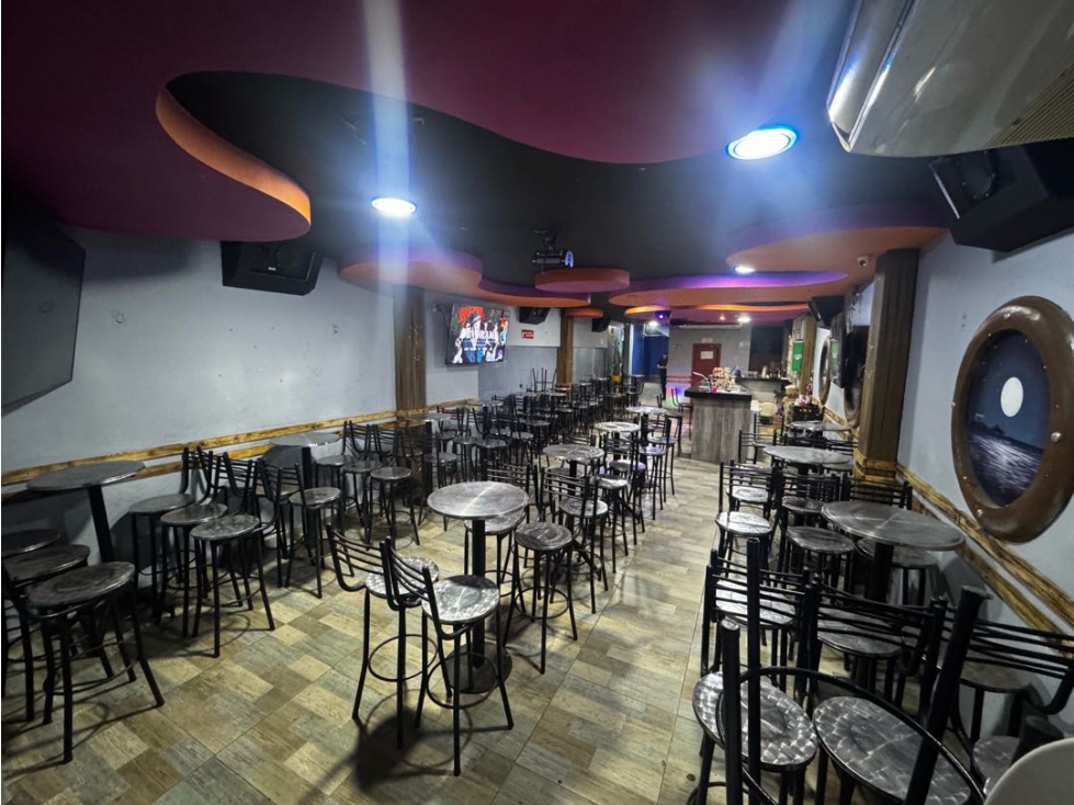 LOCAL DE OPORTUNIDAD DISCOTECA + MOBILIARIO ARRIENDO/VENTA ZONA F 21 — foto 4