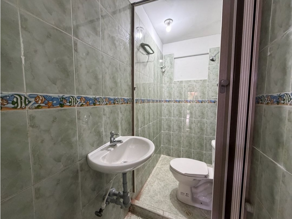 Local en alquiler en Laureles — foto 4