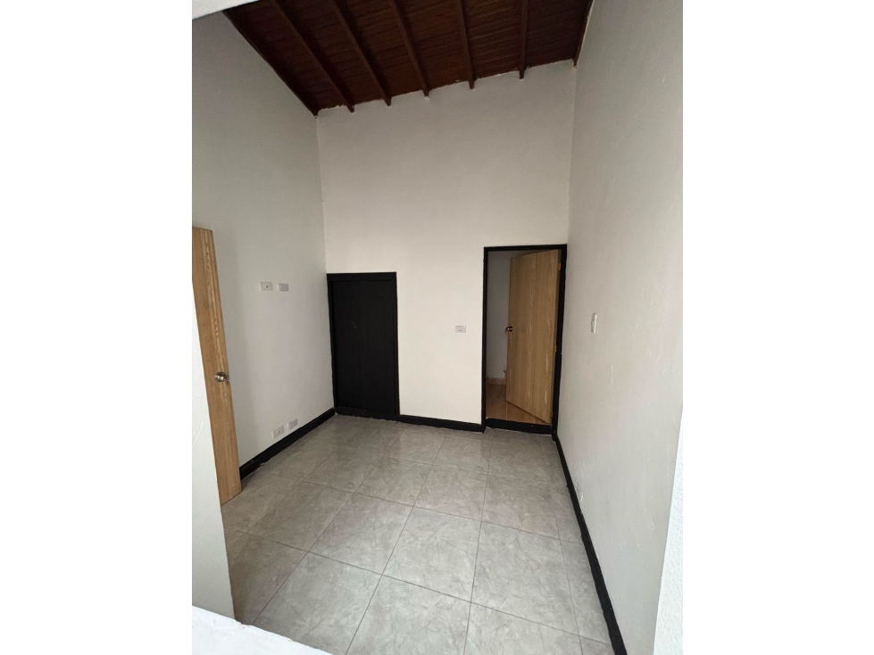 Local En arriendo Calasanz Medellin — foto 4