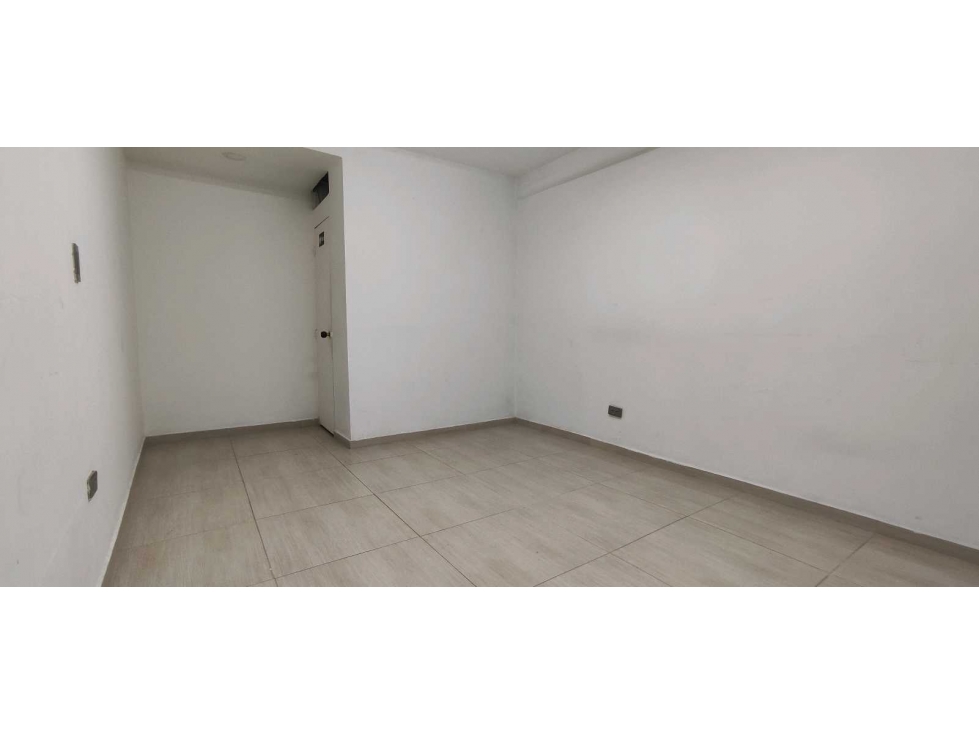 Oficina en arriendo centro Envigado - 4