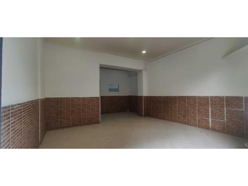 LOCAL EN ARRIENDO CENTRO ENVIGADO