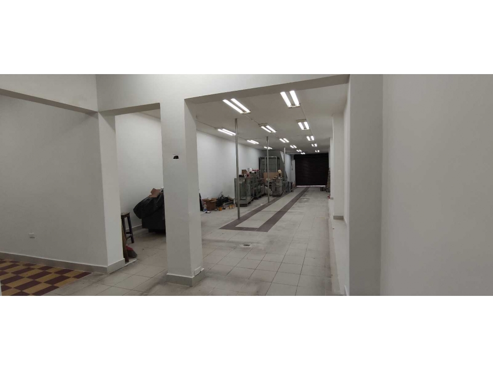 LOCAL EN ARRIENDO CENTRO ENVIGADO ( FUNCIONABA ALMACEN GLORIA ) — foto 5