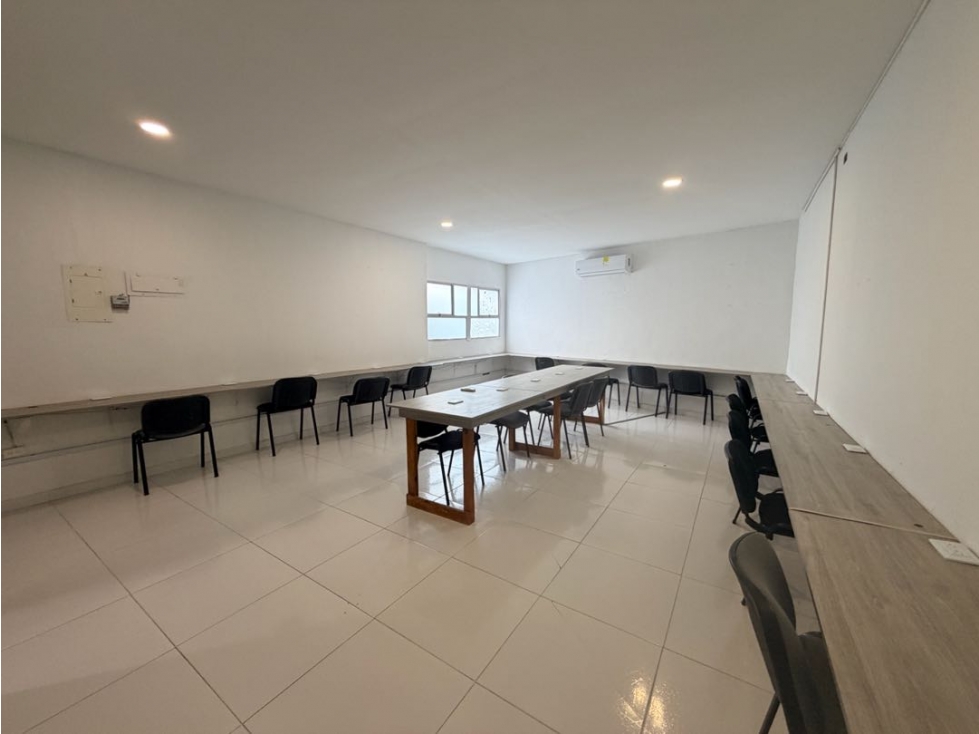 Local en arriendo Ciudad Jardin — foto 4