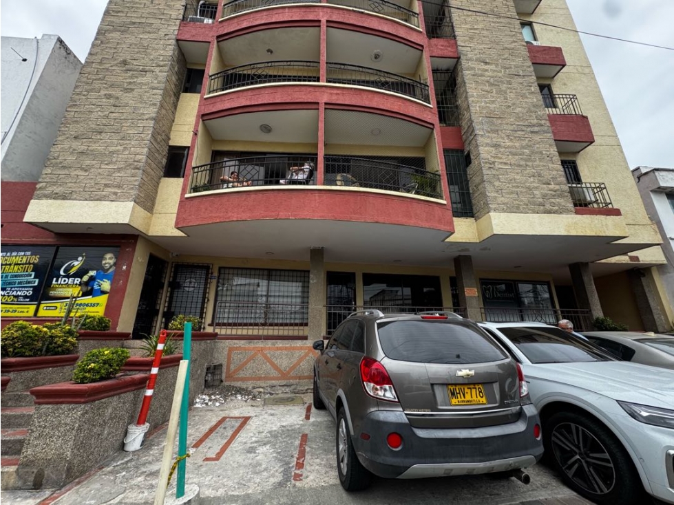 LOCAL EN ARRIENDO DELICIAS CALLE 72 — foto 2