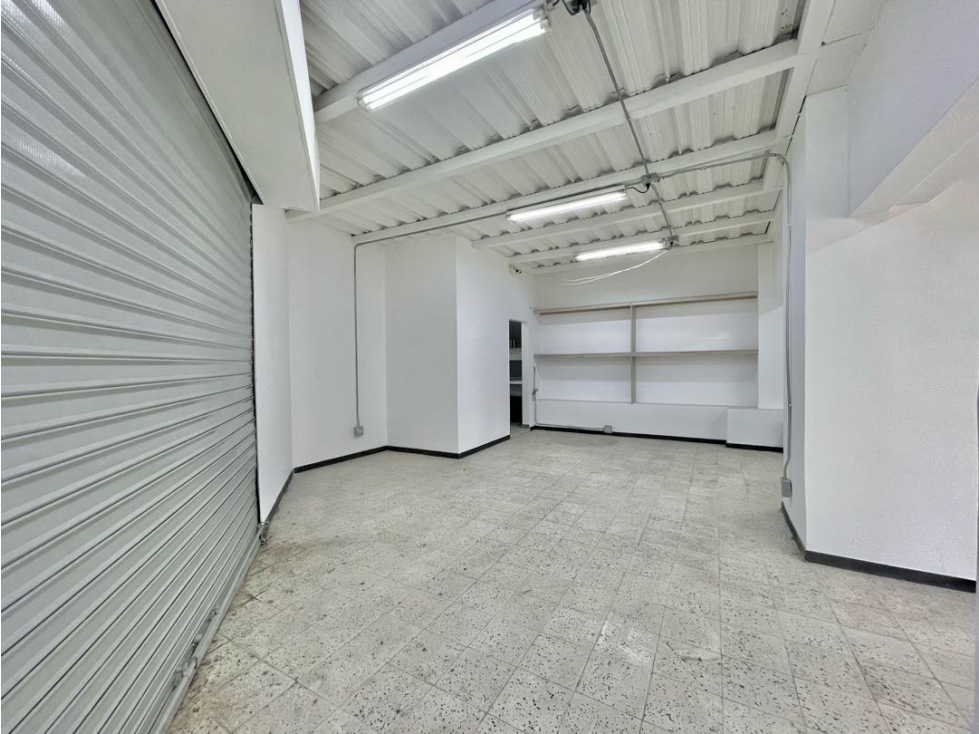 LOCAL EN ARRIENDO EN CARIBE, MEDELLÍN, ANTIOQUIA — foto 3