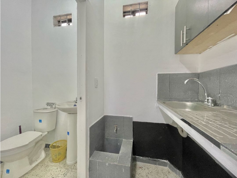 LOCAL EN ARRIENDO EN CARIBE, MEDELLÍN, ANTIOQUIA — foto 6