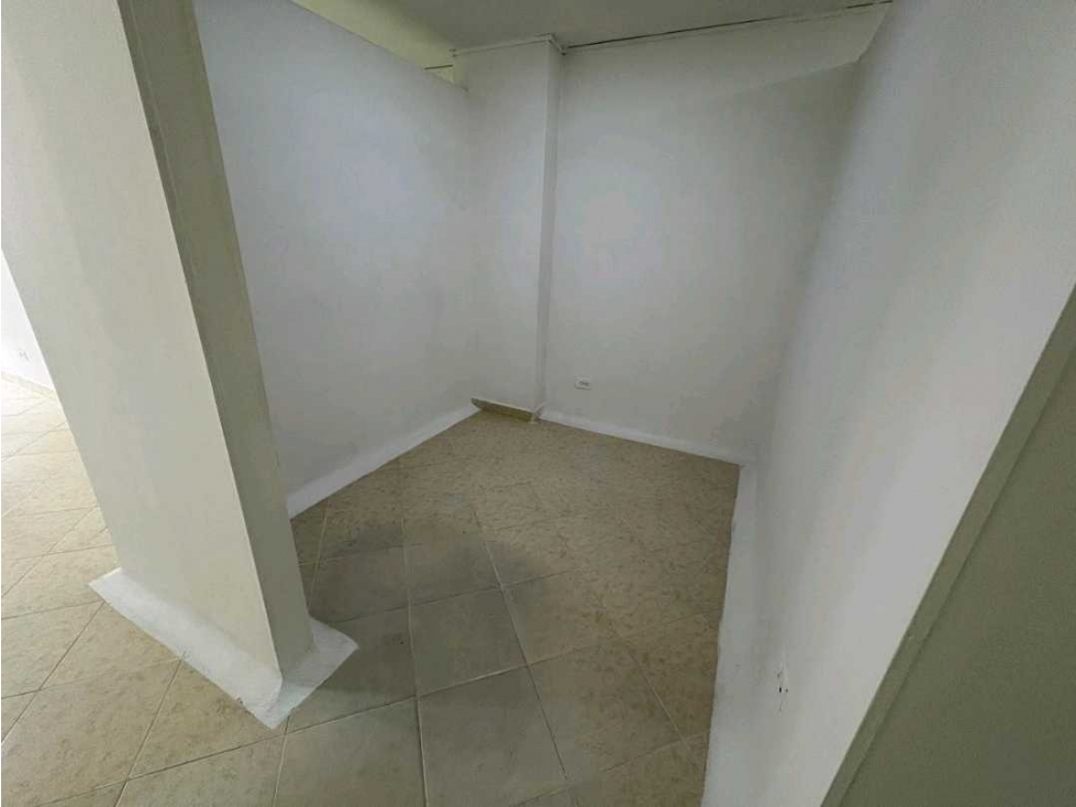 Local en arriendo en el centro de envigado — foto 4
