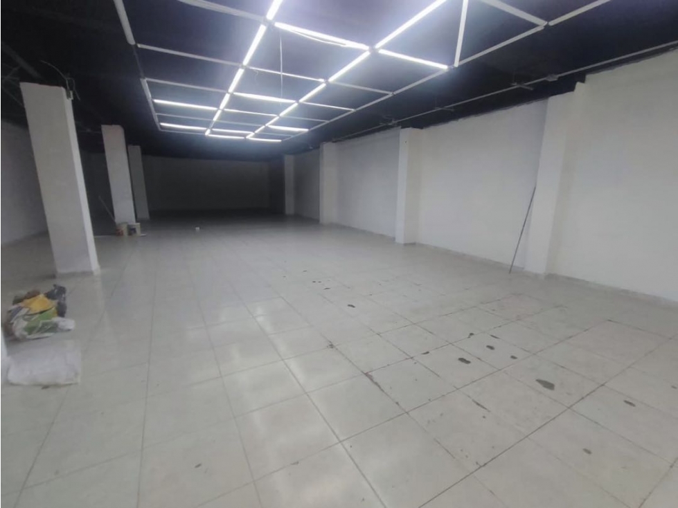 LOCAL EN ARRIENDO EN ESCALLONVILLA - CARTAGENA — foto 4