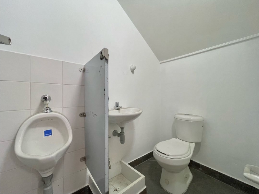 LOCAL EN ARRIENDO EN ITAGUÍ - ANTIOQUÍA — foto 5