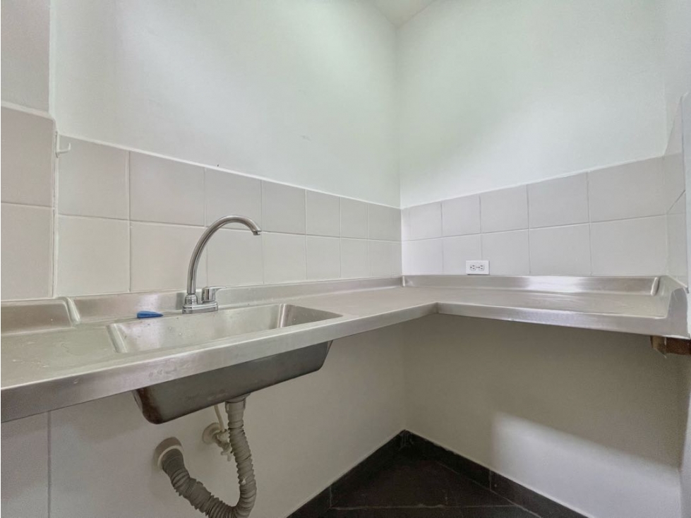 LOCAL EN ARRIENDO EN ITAGUÍ - ANTIOQUÍA — foto 6