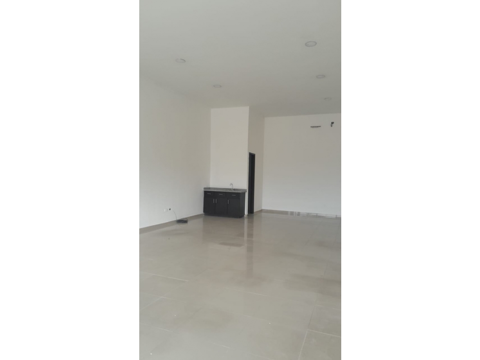 LOCAL EN ARRIENDO EN MAMONAL - CARTAGENA — foto 2