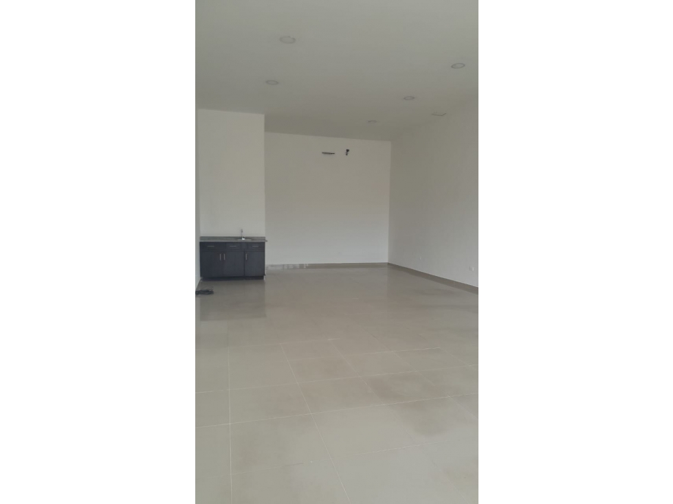 LOCAL EN ARRIENDO EN MAMONAL - CARTAGENA — foto 4