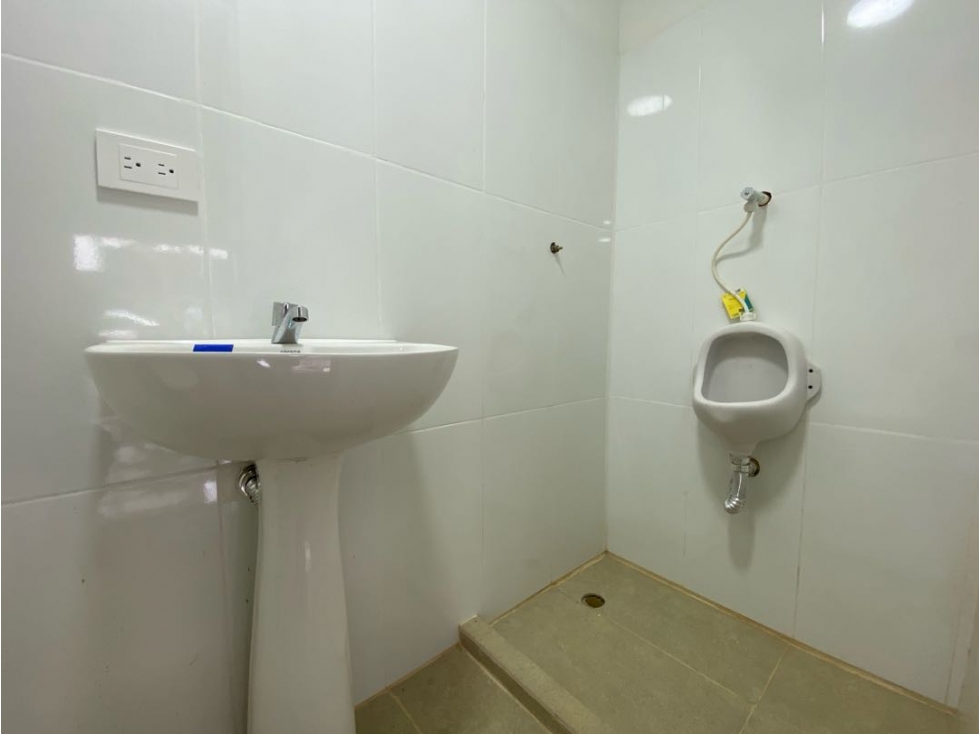 Local en arriendo en Suramericana Medellín — foto 5