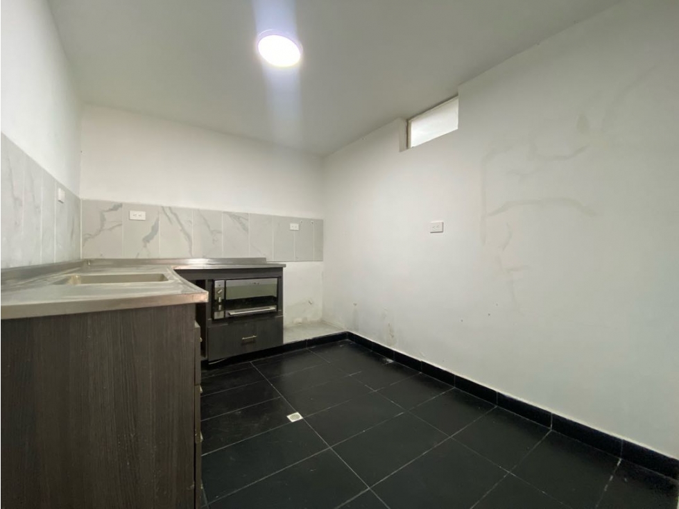 Local en arriendo en Suramericana Medellín — foto 2