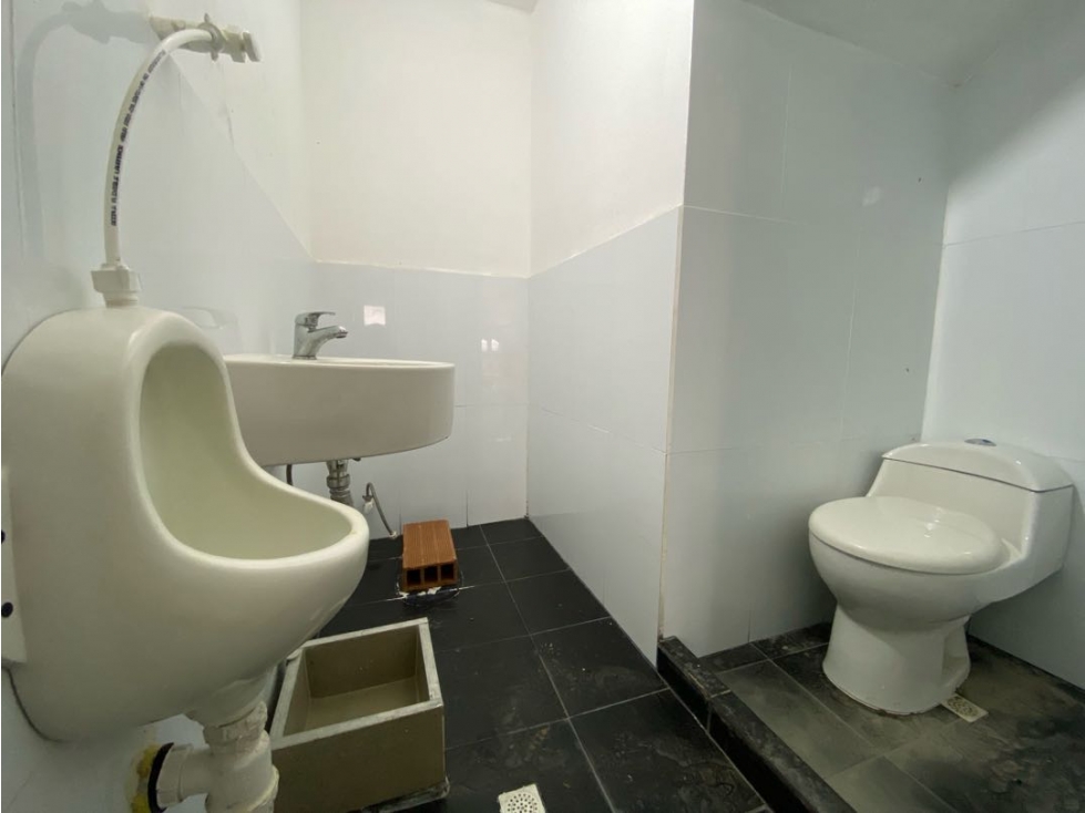 Local en arriendo en Suramericana Medellín — foto 6