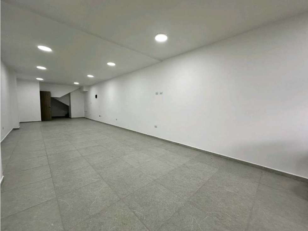 Local en arriendo envigado — foto 3