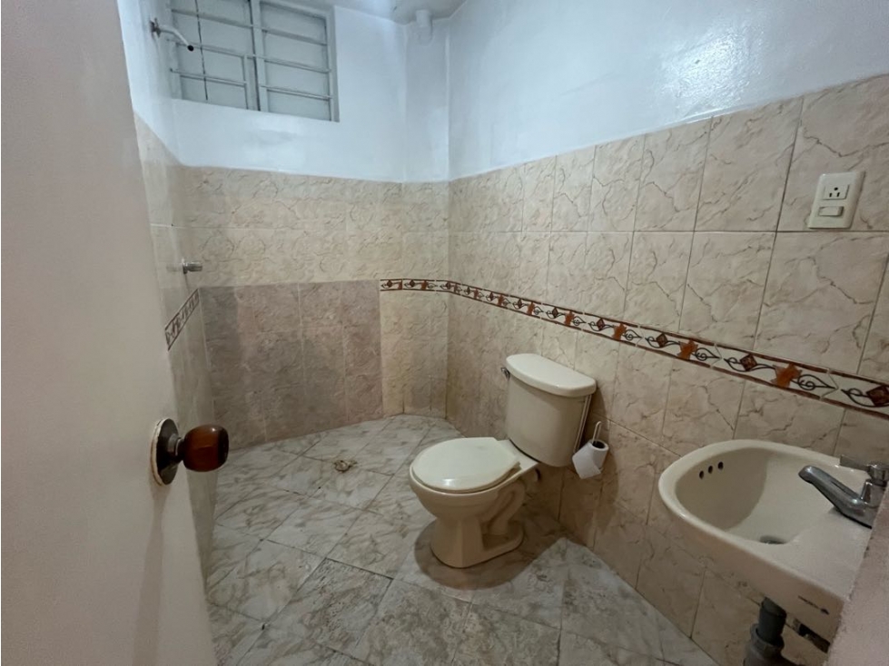 Local en arriendo Envigado barrio mesa - 3