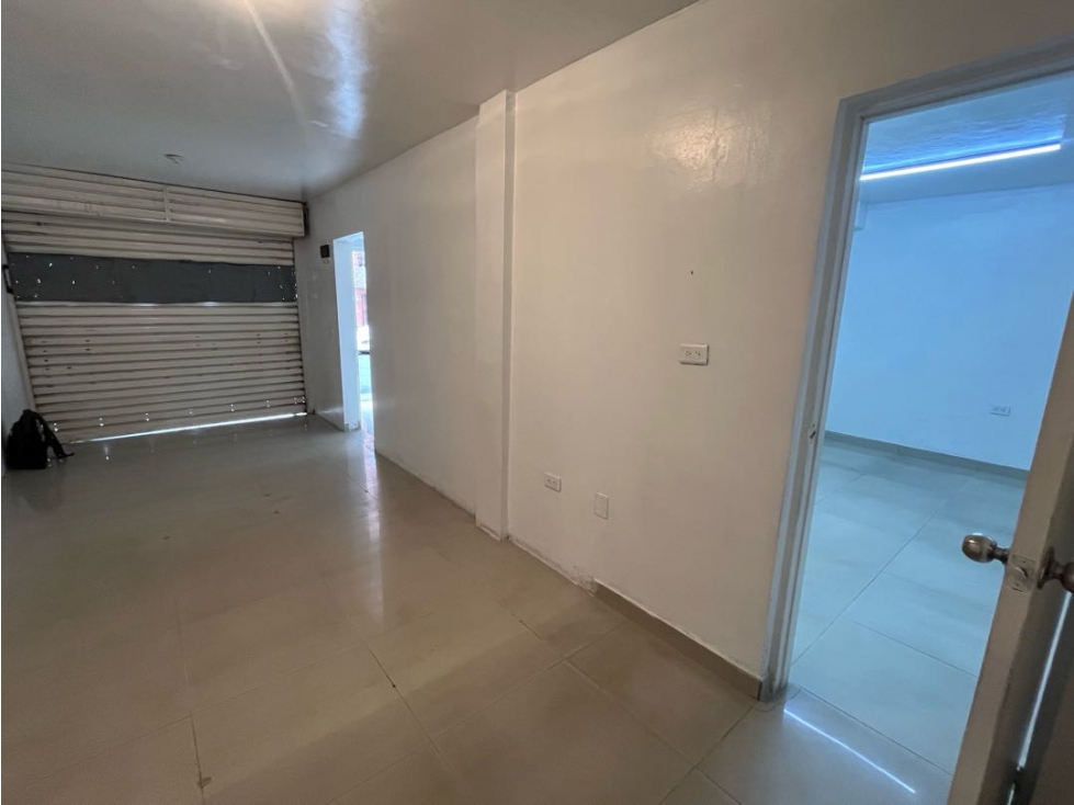 Local en arriendo Envigado barrio mesa - 4