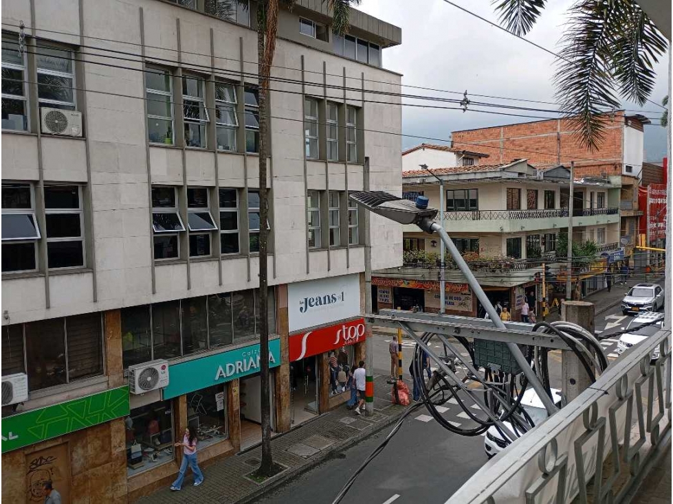 Local en arriendo envigado centro