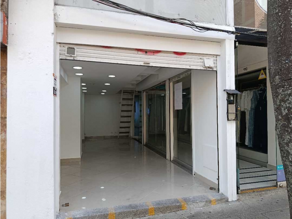 Local en arriendo Envigado Centro — foto 2