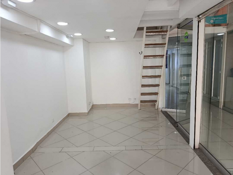 Local en arriendo Envigado Centro — foto 4