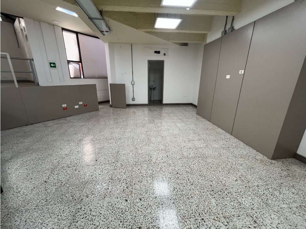 Local en arriendo Envigado centro — foto 5