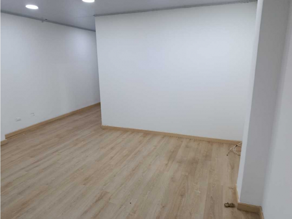 Local en arriendo Envigado Centro - 3
