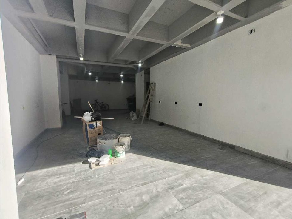 LOCAL EN ARRIENDO O VENTA - 2