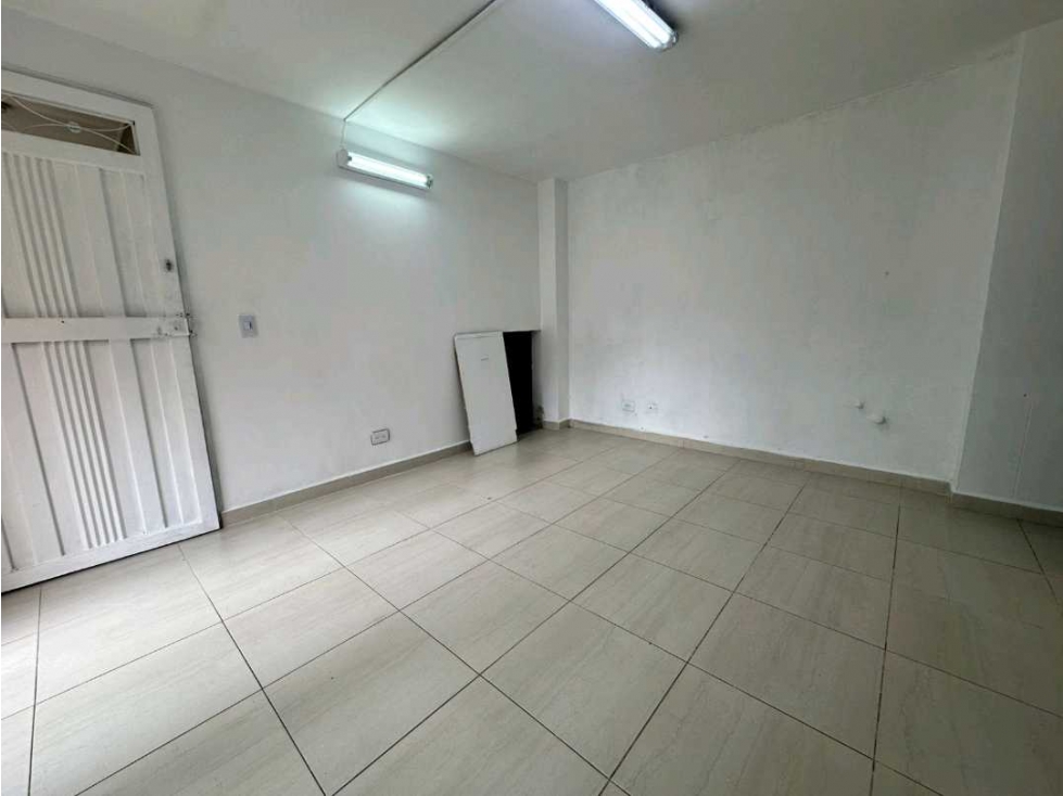 Local en arriendo otra parte envigado — foto 2