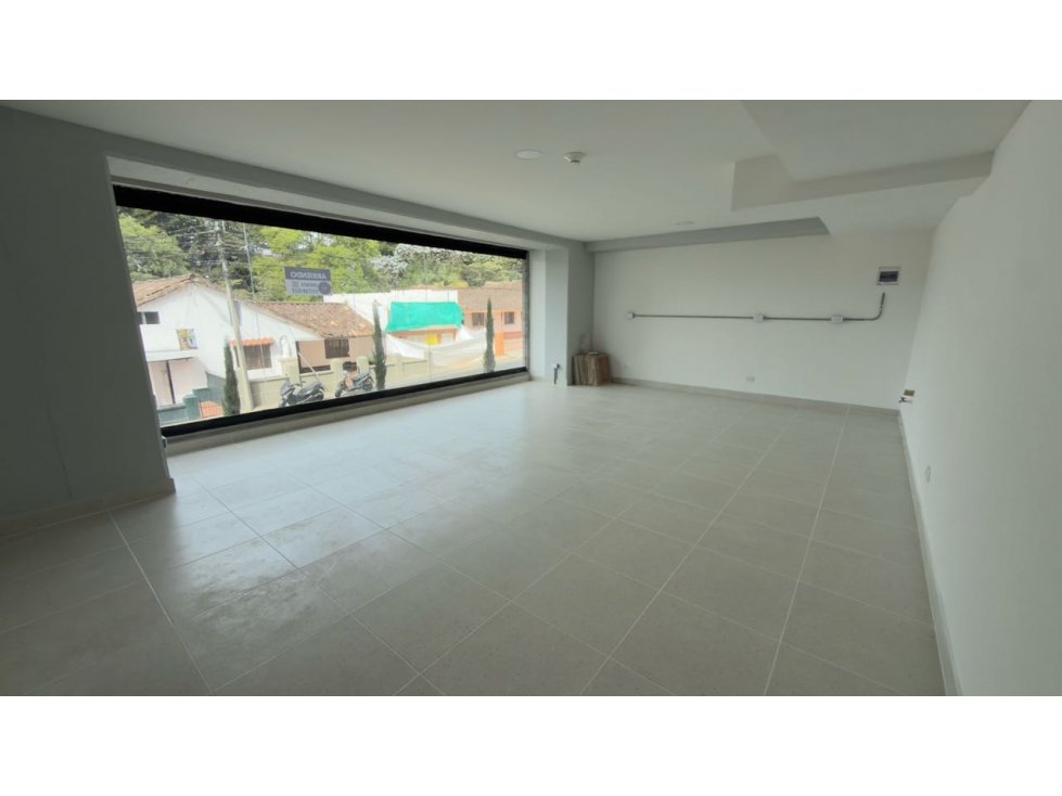 Local en arriendo portobello La Ceja Antioquia - 1