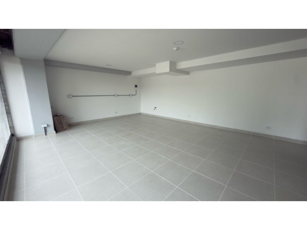 Local en arriendo portobello La Ceja Antioquia - 3