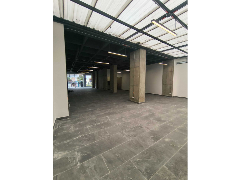 Local en Arriendo sector Av Santander - 3