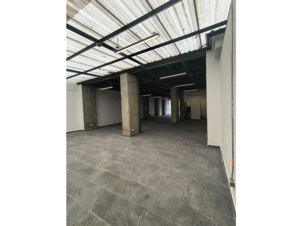 Local en Arriendo sector Av Santander - 4
