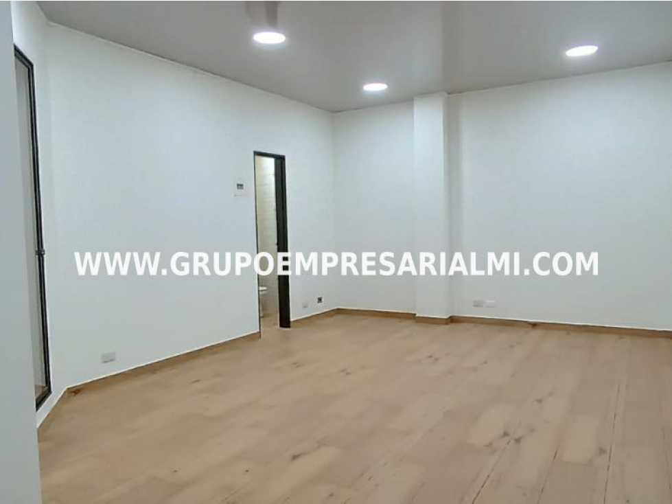 LOCAL EN ARRIENDO - SECTOR EL POBLADO COD: 29585 - 1