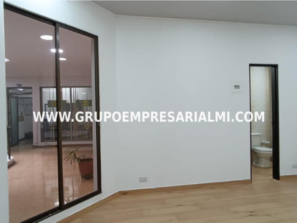 LOCAL EN ARRIENDO - SECTOR EL POBLADO COD: 29585 - 3