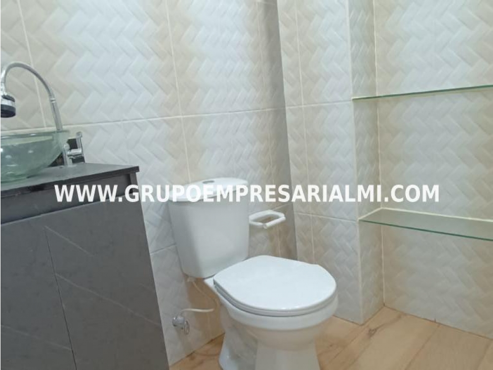 LOCAL EN ARRIENDO - SECTOR EL POBLADO COD: 29585 - 5
