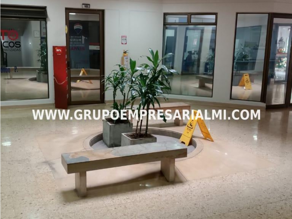 LOCAL EN ARRIENDO - SECTOR EL POBLADO COD: 29585 - 6