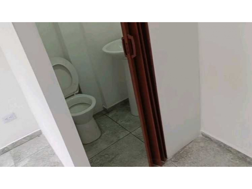 Local en Arriendo sector San Joaquin — foto 4