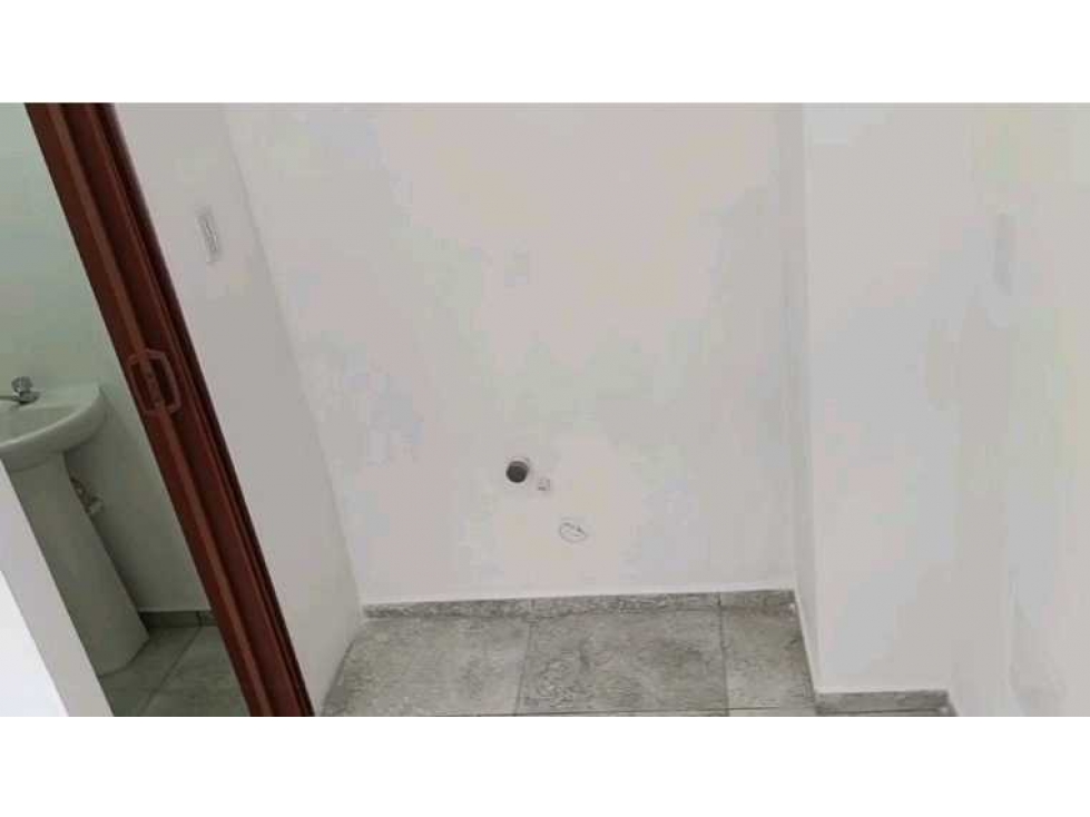 Local en Arriendo sector San Joaquin — foto 6