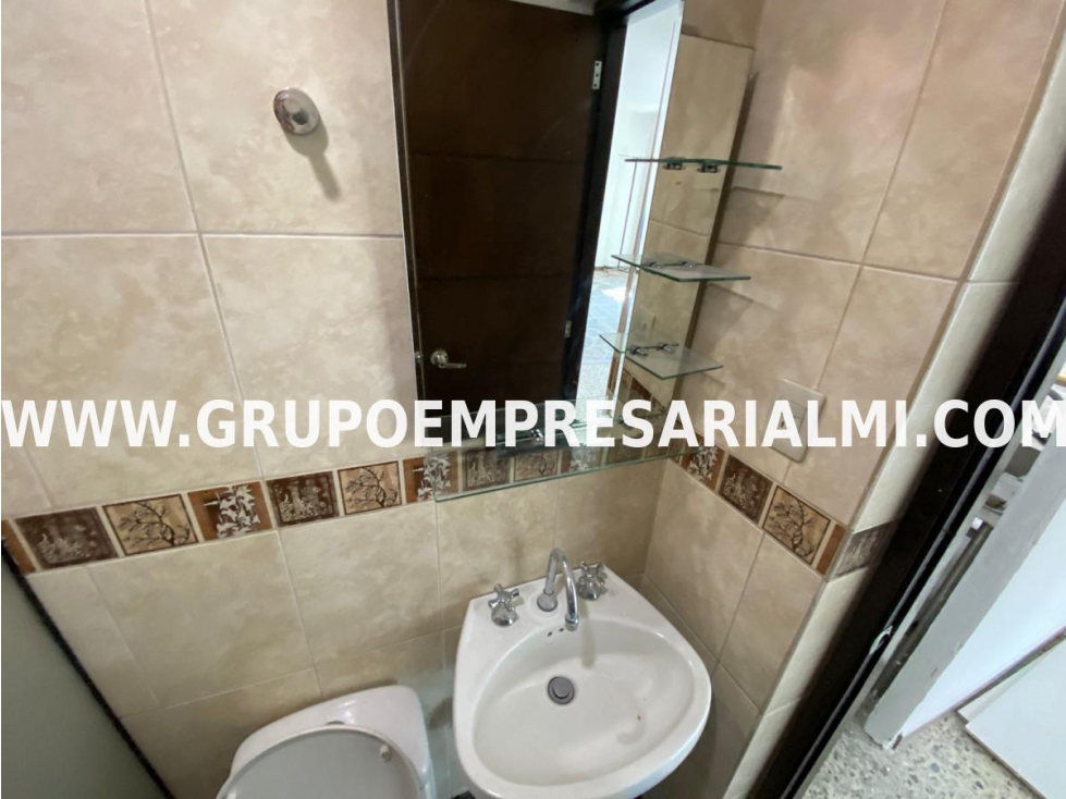 LOCAL EN ARRIENDO - SECTOR SIMÓN BOLÍVAR COD: 28986 — foto 4