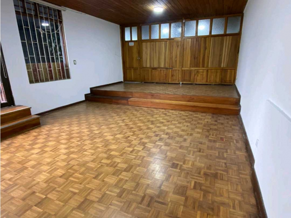 Local en Arriendo Servicios Incluidos e Internet sector Versalles — foto 3